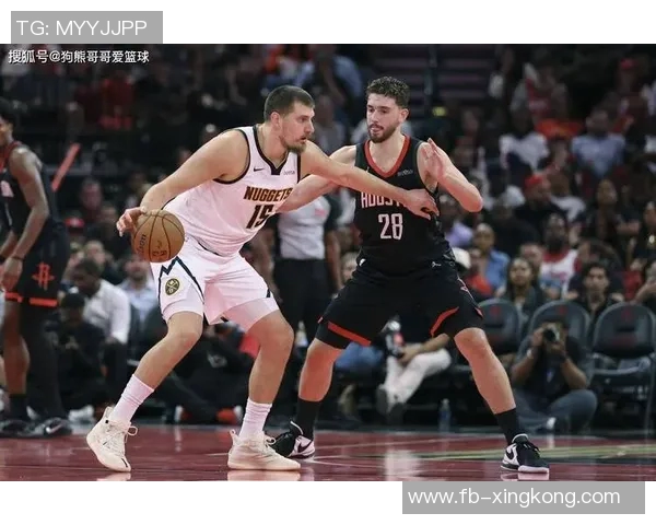 火箭队即将迎来六连客杜兰特训练专注申京展现微笑备战掘金与湖人