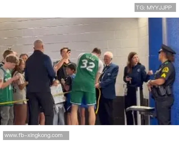 特雷约翰逊闪耀全场砍下26分6助攻弗拉格克尼佩尔与VJ共同助力球队表现出色