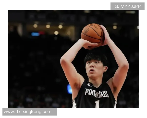 杨瀚森季前赛表现亮眼场均8分35板新赛季期待更大突破与进步